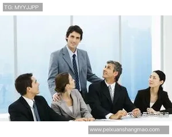 深圳篮球队阵地战革新探索新战术与团队协作的完美结合